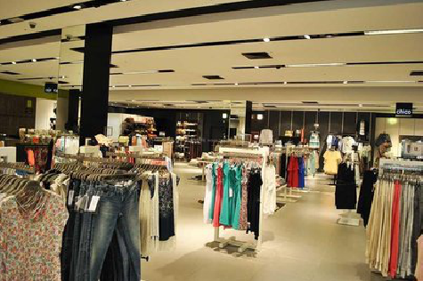 田东商场里的店面怎么装修？