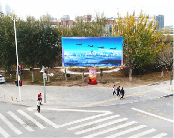 田东户外大屏广告投放要点。